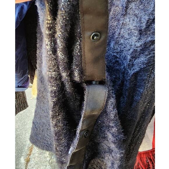 Stella & Dot Metallic Multi-Way Snap Scarf Black & Gray - Picture 8 of 11